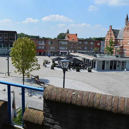 De Basiliek Hotel Edegem Buitenkant foto